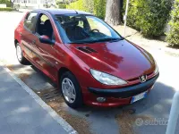 Usata Peugeot 206 60 CV (44 kW) 2000 Rosso Berlina