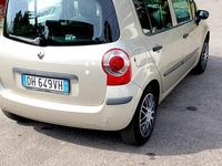 Usata Renault Modus 75 CV (55 kW) 2006 Grigio Monovolume