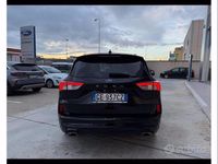 Usata Ford Kuga ST-Line 120 CV (88 kW) 2021 Agate black SUV