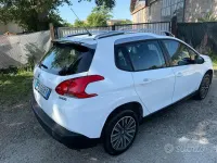 Usata Peugeot 2008 Active 75 CV (55 kW) 2016 Bianco SUV