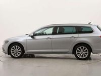 Usata VW Passat Business 150 CV (110 kW) 2022 Argento Station wagon