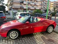 Usata Alfa Romeo Spider 144 CV (105 kW) 2000 Rosso Cabrio