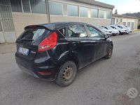 Usata Ford Fiesta Titanium 68 CV (50 kW) 2010 Nero Utilitaria