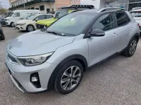 Usata Kia Stonic 110 CV (80 kW) 2018 Argento SUV