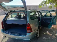 Usata Ford Focus SE 90 CV (66 kW) 2001 Verde Station wagon