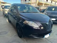 Usata Lancia Ypsilon 95 CV (69 kW) 2014 Viola Utilitaria