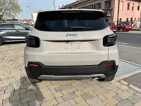 Nuova Jeep Avenger Summit 101 CV (74 kW) 2026 Grigio SUV