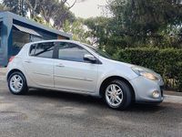 Usata Renault Clio II 75 CV (55 kW) 2011 Grigio Berlina