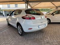Usata Renault Mégane 95 CV (69 kW) 2015 Bianco Berlina