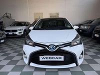 Usata Toyota Yaris Hybrid Style 75 CV (55 kW) 2015 Bianco Berlina