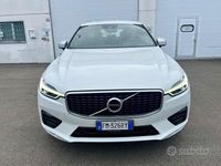 Usata Volvo XC60 R-Design 190 CV (139 kW) 2018 Bianco SUV