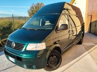 Usata VW Caravelle 130 CV (95 kW) 2006 Monovolume