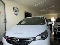 Usata Opel Astra Innovation 110 CV (80 kW) 2017 Bianco Berlina