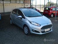 Usata Ford Fiesta Titanium 95 CV (69 kW) 2015 Grigio Berlina