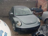 Usata VW New Beetle 150 CV (110 kW) 2006 Grigio Utilitaria