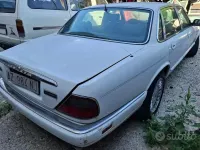Usata Jaguar XJ Sovereign 241 CV (177 kW) 1996 Bianco Berlina