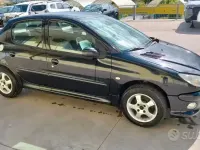 Usata Peugeot 206 88 CV (64 kW) 2008 Nero Utilitaria
