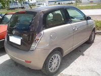 Usata Lancia Ypsilon 75 CV (55 kW) 2007 Grigio Utilitaria