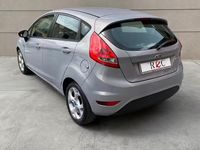 Usata Ford Fiesta 97 CV (71 kW) 2012 Grigio Utilitaria