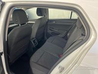 Usata VW Golf VIII Life 110 CV (80 kW) 2022 Bianco Berlina