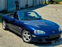 Usata Mazda MX5 110 CV (80 kW) 2003 Blu Cabrio