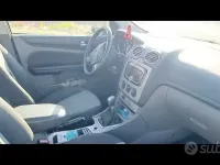 Usata Ford Focus 90 CV (66 kW) 2008 Grigio Berlina