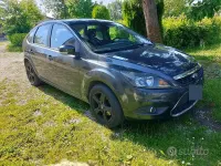 Usata Ford Focus 150 CV (110 kW) 2008 Grigio Berlina