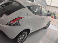 usata Lancia Ypsilon 1.2 69 CV 5 porte GPL Ecochic Silve