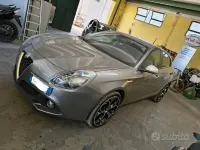 Usata Alfa Romeo Giulietta Super 120 CV (88 kW) 2017 Grigio Utilitaria