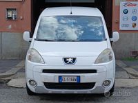 Usata Peugeot Partner Tepee 92 CV (67 kW) 2011 Bianco Monovolume