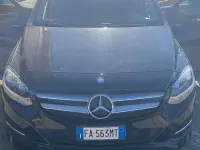 Usata Mercedes B180 109 CV (80 kW) 2015 Nero Utilitaria