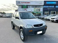 Usata Daihatsu Terios 83 CV (61 kW) 1998 Bianco SUV