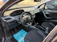 Usata Peugeot 2008 Style 82 CV (60 kW) 2018 Grigio SUV