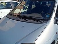 Usata Renault Scénic 102 CV (75 kW) 2001 Grigio Monovolume