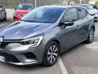 Usata Renault Clio V Zen 101 CV (74 kW) 2023 Grigio Berlina