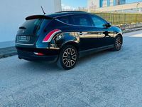 Usata Lancia Delta 120 CV (88 kW) 2008 Utilitaria