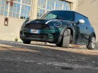 Usata Mini John Cooper Works 112 CV (82 kW) 2015 Verde Utilitaria