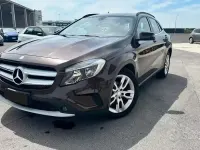 Usata Mercedes GLA220 170 CV (125 kW) 2014 Marrone SUV