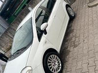 Usata Fiat Grande Punto 75 CV (55 kW) 2008 Bianco Utilitaria