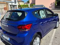 Gebraucht Dacia Sandero Essentiel 67 PS (49 kW) 2024 Blau Limousine
