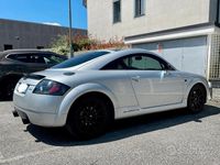 Usata Audi TT 225 CV (165 kW) 1999 Grigio Coupé