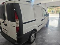Usata Fiat Doblò 101 CV (74 kW) 2001 Bianco Monovolume