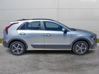 Usata Kia Niro 143 CV (105 kW) 2023 Bianco SUV