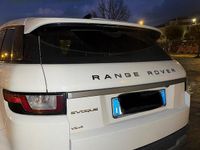 Usata Land Rover Range Rover evoque HSE Dynamic 150 CV (110 kW) 2018 Bianco SUV