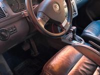 Usata VW Touran 140 CV (102 kW) 2010 Grigio Monovolume