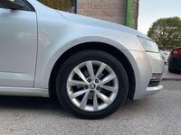 Usata Skoda Octavia SE 116 CV (85 kW) 2019 Argento Station wagon