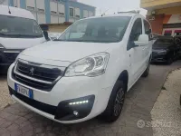 Usata Peugeot Partner Active 99 CV (72 kW) 2019 Bianco Monovolume