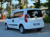 Usata Opel Combo 105 CV (77 kW) 2012 Bianco Monovolume