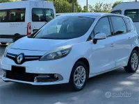 Usata Renault Scenic E-Tech XMOD 110 CV (80 kW) 2014 Bianco Monovolume