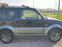 Usata Suzuki Jimny 86 CV (63 kW) 2016 Nero SUV